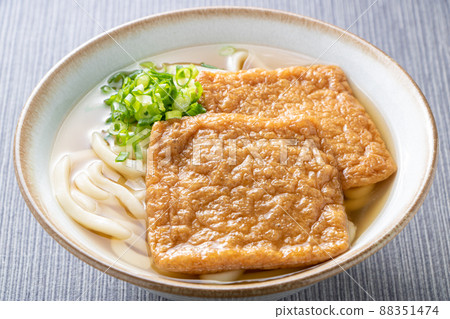 Kitsune Udon. Kitsune Udon. 88351474