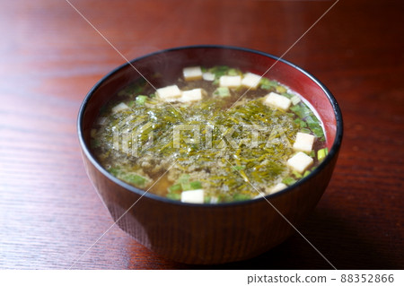 Gibasa soup Akamoku miso soup Gibasa soup Akamoku miso soup 88352866