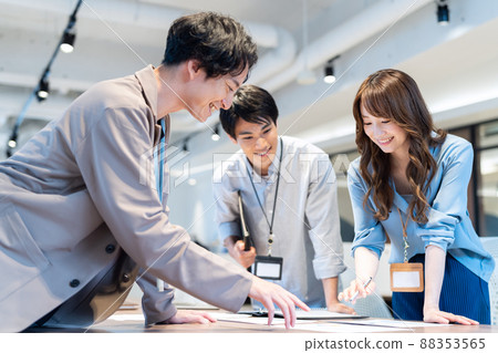 Business office engineer shooting cooperation: WEEK Shibadaimon (Sun Frontier Fudousan) 88353565