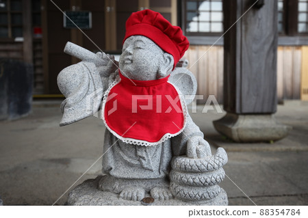 Wanda Temple Wanda Temple 88354784