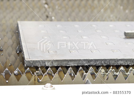 After laser cut steel plate on machine ; After laser cut steel plate on machine ; 88355370