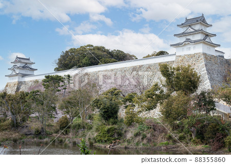 櫻花盛開的兵庫縣明石市明石城 88355860