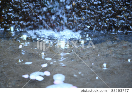 The world of bubbles 88363777