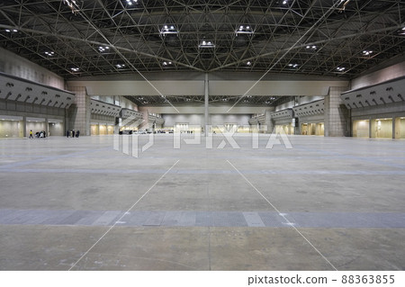 漫畫市場撤退工作後人少的東京國際展覽中心東館 漫畫市場撤退工作後人少的東京國際展覽中心東館 88363855