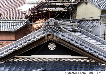 53棵泡桐圍成一圈的家徽 88364745