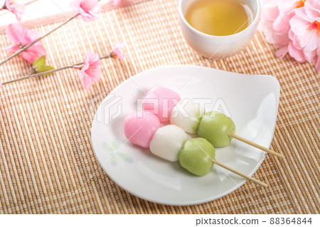 Three-color dumplings Three-color dumplings 88364844