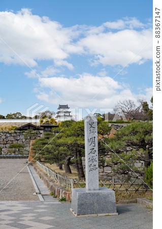 兵庫縣明石市明石城塔樓和石碑 88367147