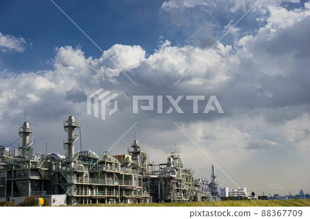 Chemical factory 88367709