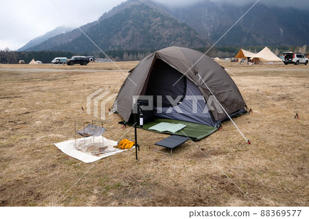Solo camp tent layout 88369577