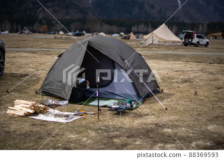 Solo camp tent layout 88369593