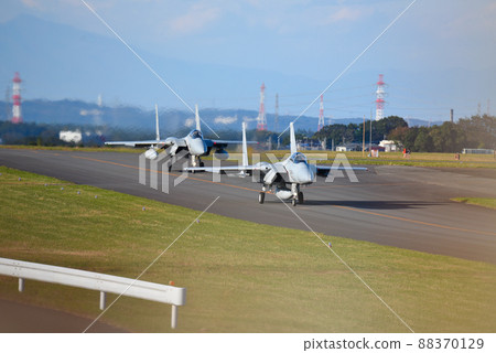 滑行至 F-15J 起飛 88370129