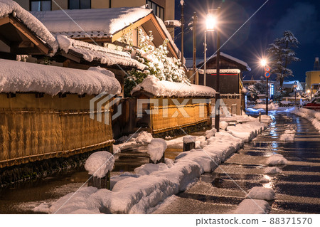 《石川縣》長町武士住宅遺址雪妝，金澤冬季 88371570