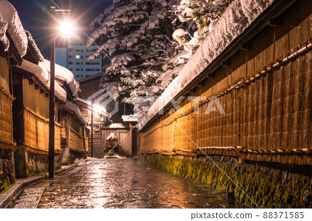 《Ishikawa Prefecture》 Nagamachi Samurai Residence Ruins of Snow Makeup, Kanazawa in Winter 《Ishikawa Prefecture》 Nagamachi Samurai Residence Ruins of Snow Makeup, Kanazawa in Winter 88371585