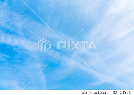 深藍的天空 深藍的天空 88373598