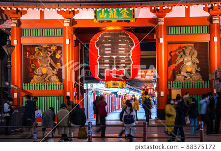 Tokyo cityscape of Japan April 1st, already in spring ... Sensoji Temple, which is crowded with many tourists even at night = 1 day 88375172