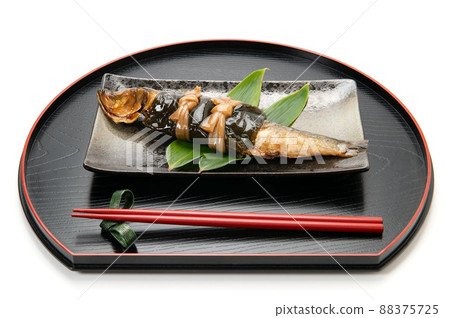 加糖煮熟的鯡魚 加糖煮熟的鯡魚 88375725