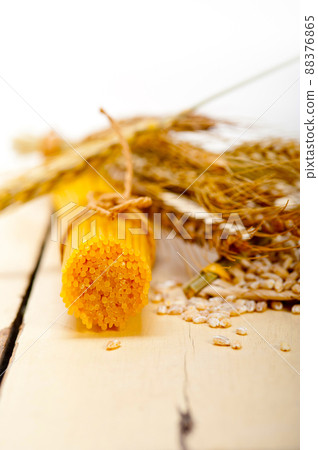 organic Raw italian pasta and durum wheat organic Raw italian pasta and durum wheat 88376865