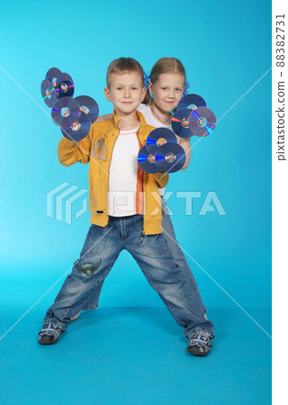 girl and boy 88382731