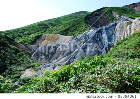 Active volcano Akita Komagatake Shakunage course Northern caldera strata Active volcano Akita Komagatake Shakunage course Northern caldera strata 88384061