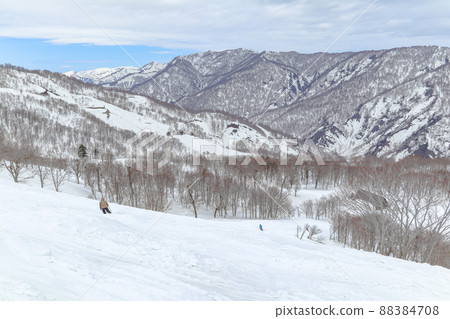 奧忠丸山滑雪場 春季滑雪季 奧忠丸山滑雪場 春季滑雪季 88384708