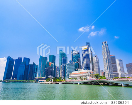 Singapore Marlion and the Marina Bay Marina Singapore Marlion and the Marina Bay Marina 88386294