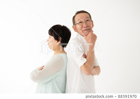 Senior couple worried, thinking, getting angry Senior couple worried, thinking, getting angry 88391970