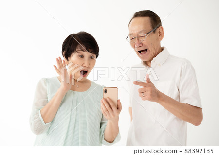 資深夫婦智能手機 88392135