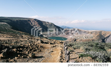 Zao Okama, one of the 100 famous mountains in Japan, looks beautiful 88392359