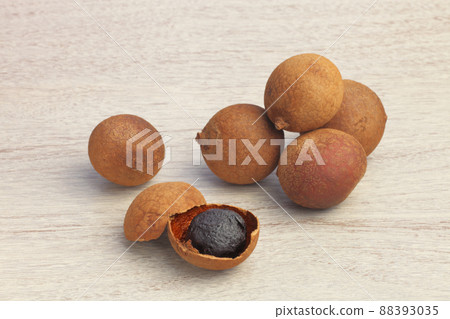 Dried Longan 88393035