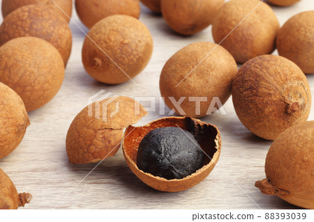 Dried Longan 88393039