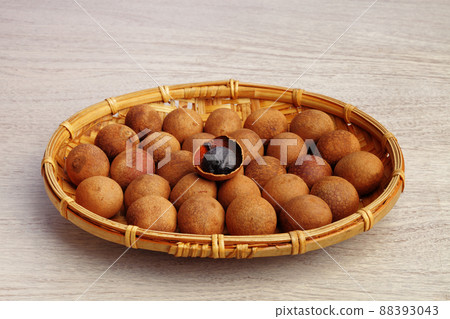 Dried Longan 88393043