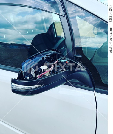 A car accident 88393892