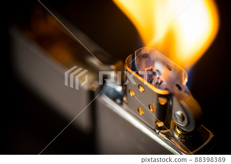 metal lighter with windproof metal lighter with windproof 88398389