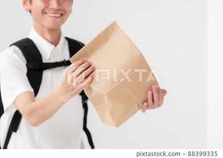 中間人送餐手紙袋 88399335