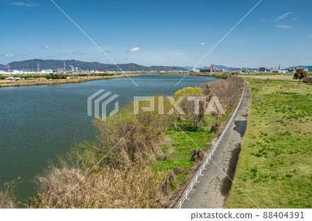 Yodo River and River Park 88404391