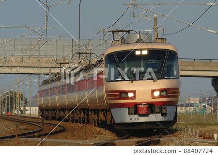 北陸本線 加賀笠間三河 JR 西 485 系列 A05 編隊(京都)雷町 北陸本線 加賀笠間三河 JR 西 485 系列 A05 編隊(京都)雷町 88407724