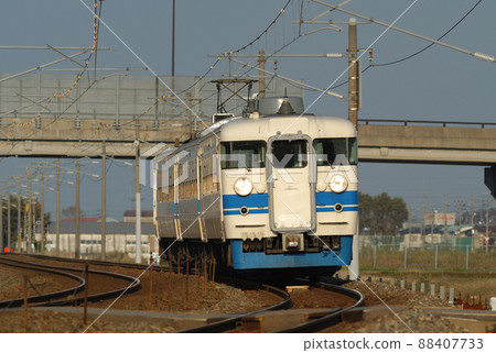 北陸本線加賀-笠間-三河JR西475系列A20編隊(金澤) 北陸本線加賀-笠間-三河JR西475系列A20編隊(金澤) 88407733