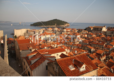Dubrovnik Old Town (Croatia), a city with an orange roof 88410733