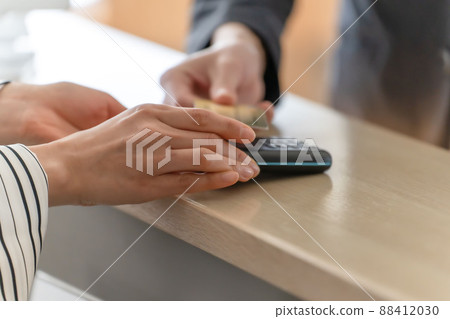 無現金卡支付會計在手 88412030