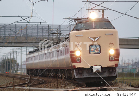 Hokuriku Main Line Kaga-Kasama-Mikawa JR West 485 Series A01 formation (Kyoto) Raicho Hokuriku Main Line Kaga-Kasama-Mikawa JR West 485 Series A01 formation (Kyoto) Raicho 88415447