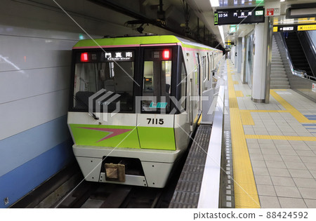 大阪地鐵長堀鶴見綠地線7000系列列車 88424592