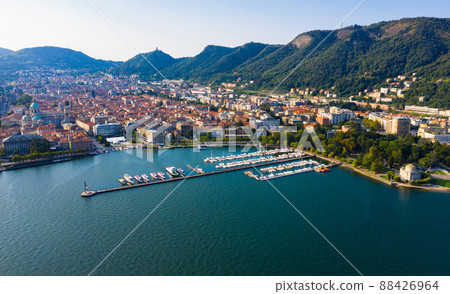 View of Como city on shore of lake View of Como city on shore of lake 88426964