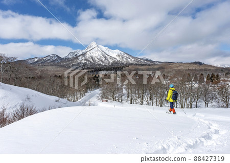 雪道徒步加賀大山的形象 88427319