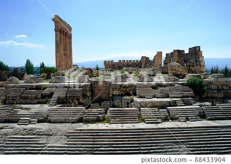 Ruins of Jupiter temple and great court of Heliopolis in Baalbek, Bekaa valley Lebanon 88433904
