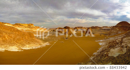 Panorama of El-Agabat valley in White desert, Sahara, Egypt 88433942