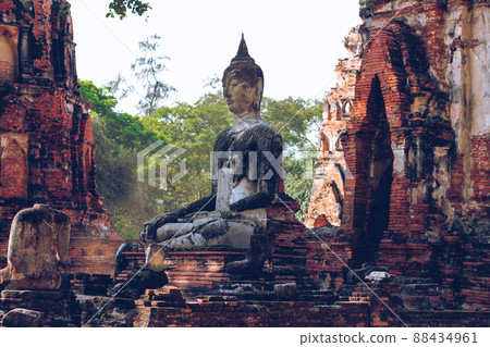 Remnants of the ancient ruins of Wat Chaiwatthanaram, part of the famous Ayutthaya Historical Park in Thailand Remnants of the ancient ruins of Wat Chaiwatthanaram, part of the famous Ayutthaya Historical Park in Thailand 88434961