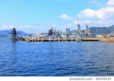 [Hiroshima Prefecture] Alley Karasukojima Kure Park (Maritime Self-Defense Force) 88440454