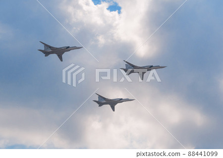 俄羅斯空軍圖波列夫Tu-22M3逆火C編隊飛行 88441099