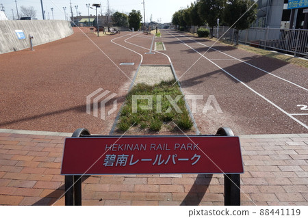 Remains of Ohama Station on the Nagoya Railroad Mikawa Line 88441119