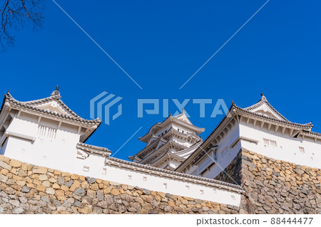 (兵庫縣)世界遺產姬路城東側的景色 (兵庫縣)世界遺產姬路城東側的景色 88444477